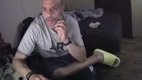 Muffdiver online show from March 13, 4:52 am