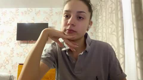 Tia online show from February 18, 6:09 am