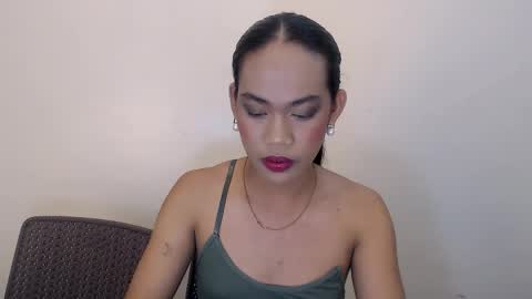 multicummer_devi online show from May 22, 2:44 pm