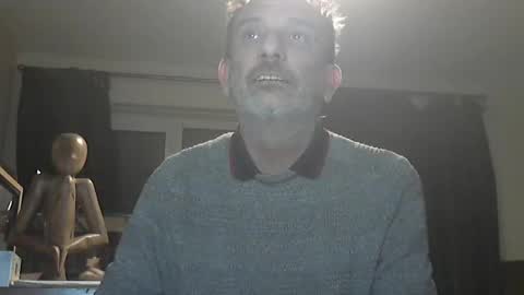 Snapshot of munch10 chatting on January 19, 9:55 pm munch10 online show from January 19, 9:55 pm