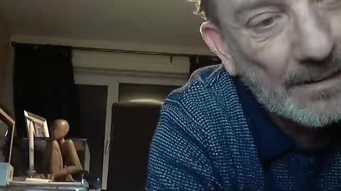 Snapshot of munch10 chatting on January 25, 8:10 pm munch10 online show from January 25, 8:10 pm