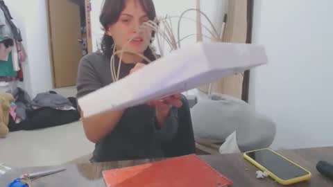   online show from December 14, 1:50 am