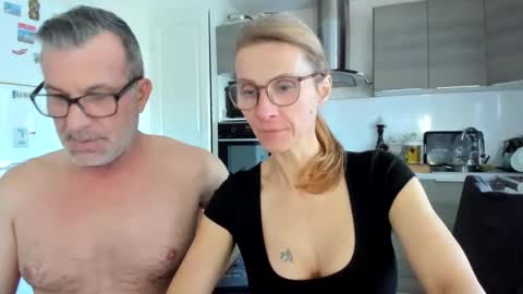 Snapshot of munishpunish chatting on February 19, 8:54 am LOVELY JULIA Peter DAY online show from February 19, 8:54 am