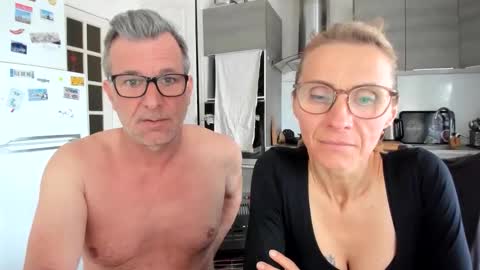 Snapshot of munishpunish chatting on March 18, 11:35 am LOVELY JULIA Peter DAY online show from March 18, 11:35 am