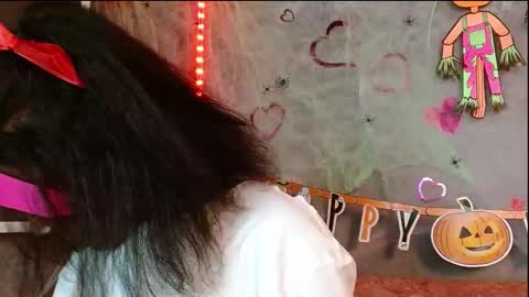 Leidy online show from October 27, 6:45 pm