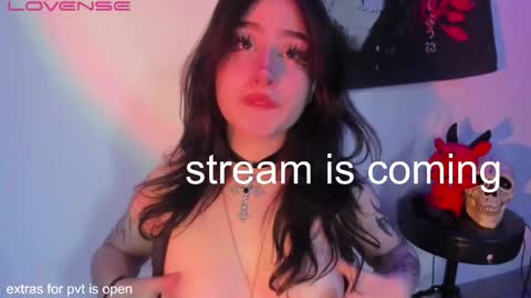 kimi- independent model online show from November 20, 1:39 am