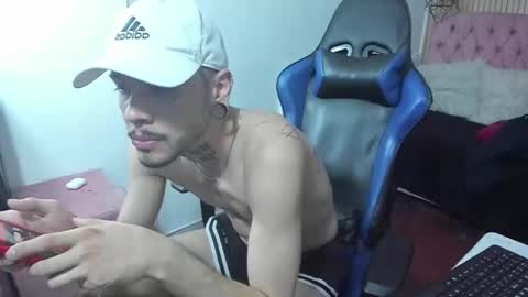 Snapshot of murdockh chatting on March 4, 12:27 am murdok online show from March 4, 12:27 am