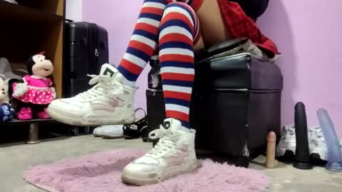 Muriel online show from February 11, 10:59 am