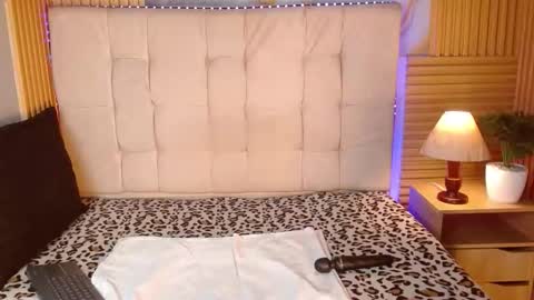 muriell303av online show from November 12, 4:13 am