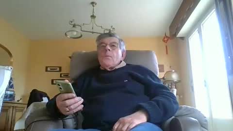 Snapshot of mururoa35 chatting on February 23, 4:02 pm mururoa35 online show from February 23, 4:02 pm