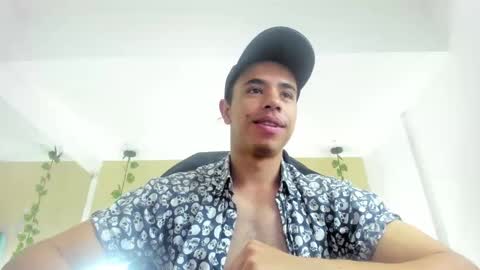 muscle scott online show from September 29, 12:10 pm