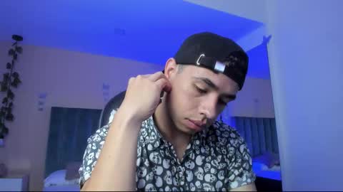 muscle scott online show from February 2, 12:59 pm