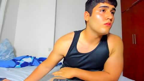 muscleboy online show from November 20, 4:45 am