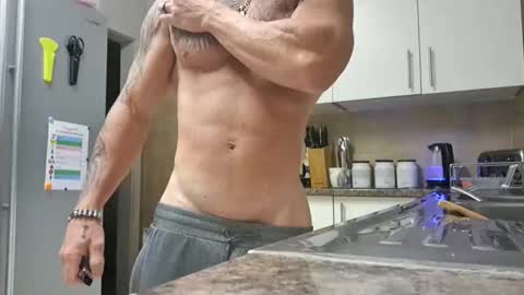 muscledaddy69s online show from May 7, 2:50 am
