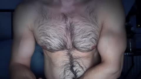 musclehair3 online show from September 19, 10:10 pm