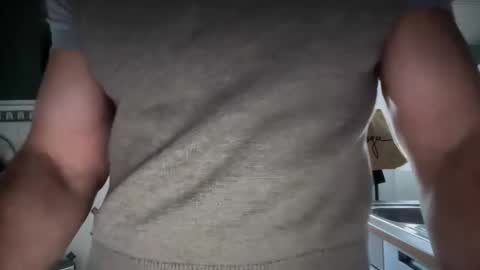 Snapshot of musclehair3 chatting on November 9, 1:31 pm musclehair3 online show from November 9, 1:31 pm