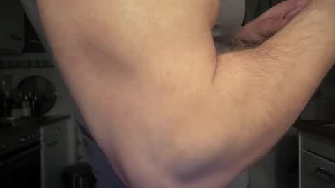 Snapshot of musclehair3 chatting on November 14, 11:35 pm musclehair3 online show from November 14, 11:35 pm