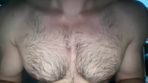 Snapshot of musclehair3 chatting on June 13, 9:24 pm musclehair3 online show from June 13, 9:24 pm