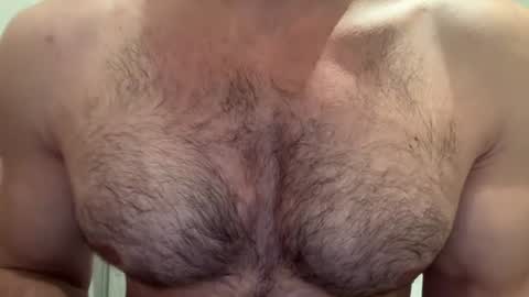 Snapshot of musclehair3 chatting on June 21, 9:45 am musclehair3 online show from June 21, 9:45 am