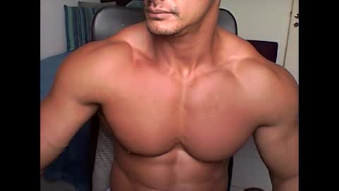 muscleoss online show from September 22, 3:47 pm