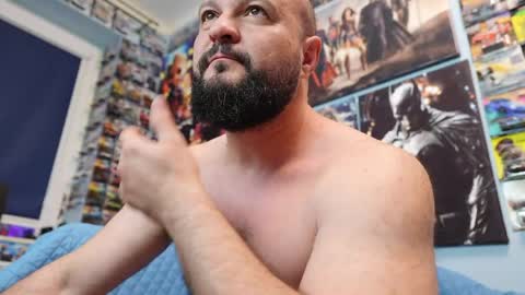 Chris online show from April 8, 9:26 pm