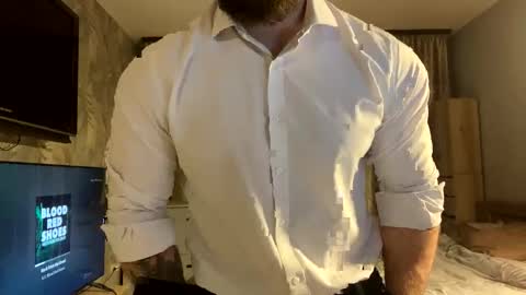 Snapshot of muscularjuggler chatting on February 7, 3:05 pm muscularjuggler online show from February 7, 3:05 pm