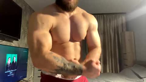 Snapshot of muscularjuggler chatting on February 16, 3:30 pm muscularjuggler online show from February 16, 3:30 pm