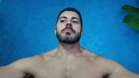 Snapshot of muscularmaster chatting on July 5, 9:44 pm muscularmaster onlyfans online show from July 5, 9:44 pm
