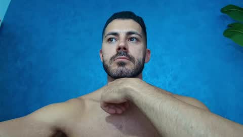 Snapshot of muscularmaster chatting on July 17, 9:41 pm muscularmaster onlyfans online show from July 17, 9:41 pm
