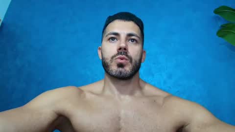 Snapshot of muscularmaster chatting on July 18, 2:54 pm muscularmaster onlyfans online show from July 18, 2:54 pm