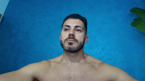 Snapshot of muscularmaster chatting on July 19, 9:29 pm muscularmaster onlyfans online show from July 19, 9:29 pm