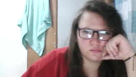 Snapshot of musechic_wild chatting on January 5, 8:23 pm musechic_wild online show from January 5, 8:23 pm