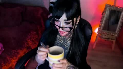 blackmuse online show from April 24, 1:08 am