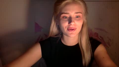 musescorner online show from October 17, 4:53 pm