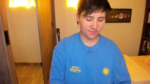 Snapshot of musicayluna chatting on February 1, 4:11 am VALENTINA Luna online show from February 1, 4:11 am