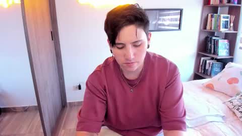 Snapshot of musicayluna chatting on March 1, 9:50 pm VALENTINA Luna online show from March 1, 9:50 pm