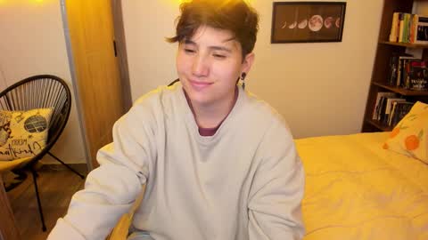 Snapshot of musicayluna chatting on March 11, 3:23 am VALENTINA Luna online show from March 11, 3:23 am