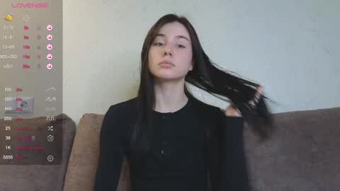 Im Marine online show from May 5, 2:36 pm
