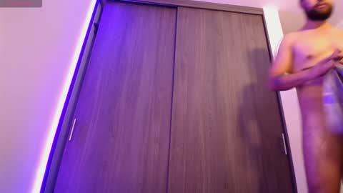 Snapshot of mutual_desire chatting on March 3, 3:18 pm chlo rose and nico weiss online show from March 3, 3:18 pm