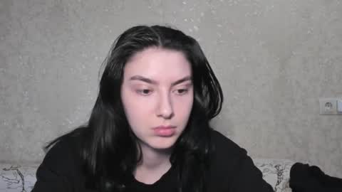 cute couple online show from April 17, 4:10 pm