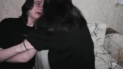 cute couple online show from June 3, 9:09 pm