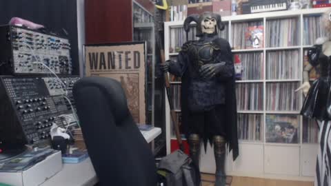 Muziknerd online show from April 3, 12:30 am