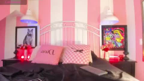 Snapshot of mxli_divine_ chatting on June 17, 3:13 pm mxli_divine_ online show from June 17, 3:13 pm
