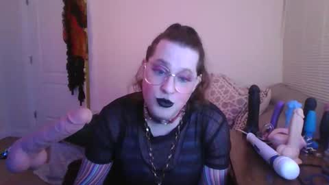 Snapshot of mxsissycharlotte chatting on November 19, 5:18 am Mx Charlotte online show from November 19, 5:18 am