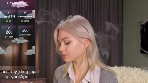 Snapshot of my_april chatting on October 24, 5:26 am April online show from October 24, 5:26 am