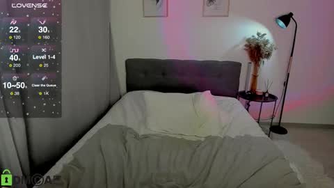 katie online show from December 5, 11:18 pm