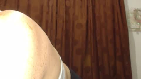     sara      i know you love me xoxox     online show from November 14, 6:12 am