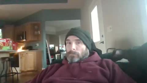 Snapshot of my_little_vienna_sausage chatting on December 14, 10:25 pm vienna online show from December 14, 10:25 pm