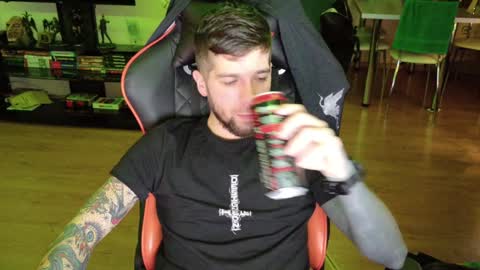 Snapshot of my_name_sinner chatting on January 13, 1:23 am you can call me Sinner online show from January 13, 1:23 am