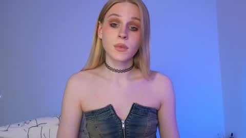 Snapshot of my_tenderness chatting on January 18, 3:16 pm Dana online show from January 18, 3:16 pm